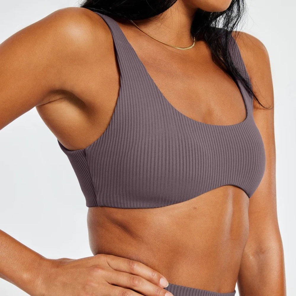 Pepper Athlux Sculpting Bra in Peppercorn (dusty purple)